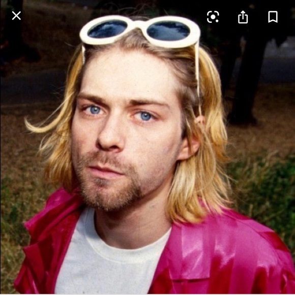 CLOUT GOGGLES 😎 - Picture 3 of 14